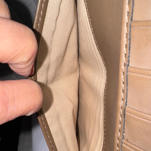 Coach Trifold Canvas & Leather Trim Signature Wallet w Snap Clousure & Checkbook - Picture 13 of 16